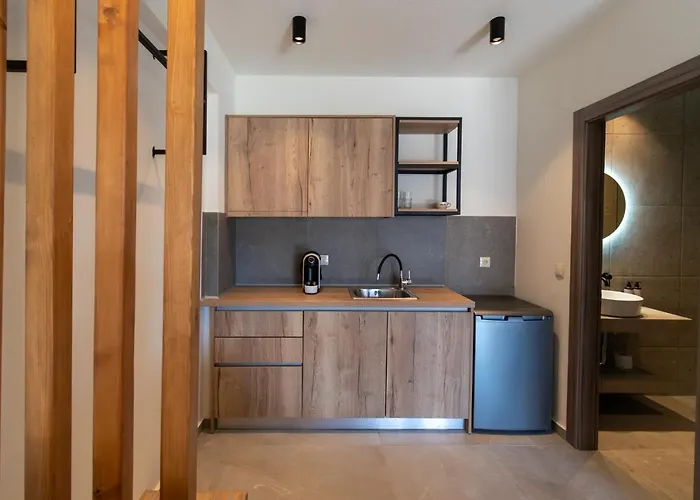 La Boheme * Skala Potamia